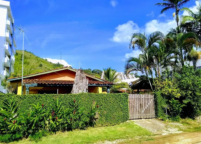 Casa Gostosa com Piscina Grande