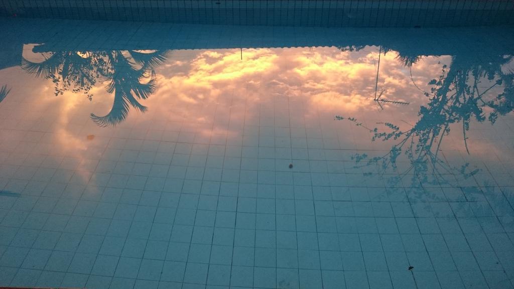 Casa Gostosa Com Piscina Grande *